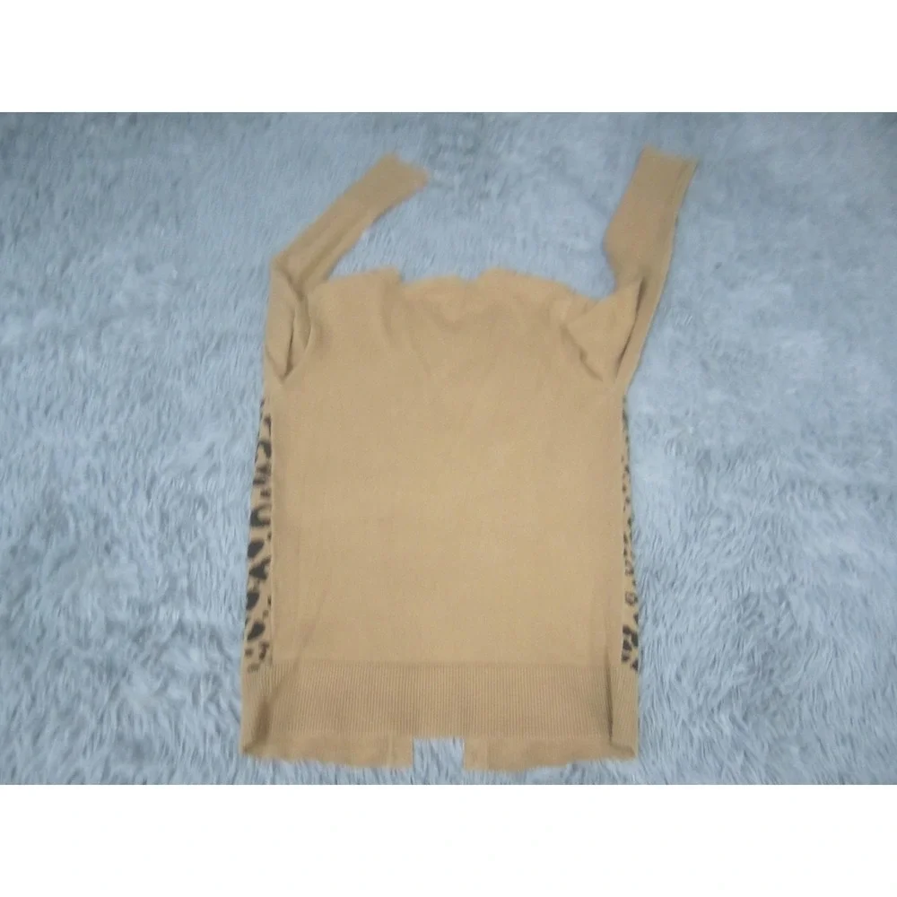 Merona Cardigan Sweater Womens XS Beige Leopard Print Button Front Long Sleeve - Picture 5 of 8